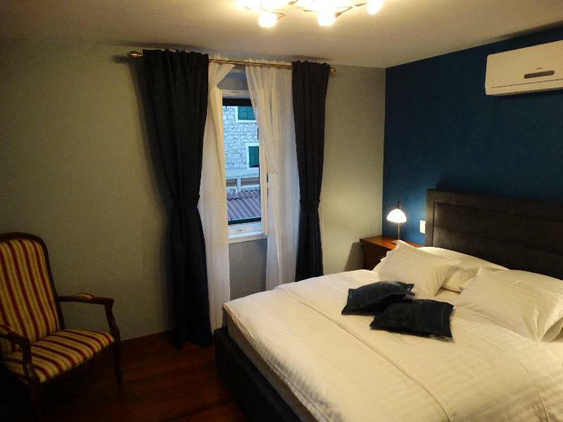 Guesthouse Pjaceta Split Buitenkant foto